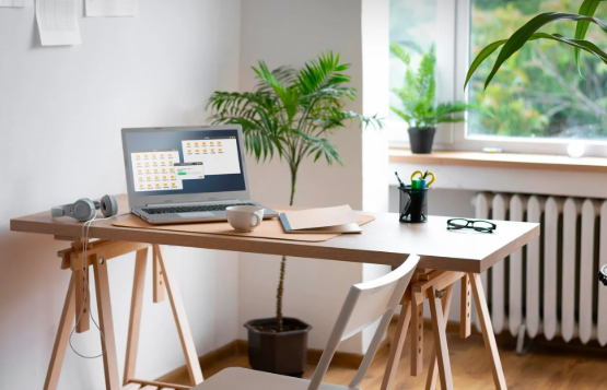 Feng Shui office layout with window for enhanced productivity and harmony